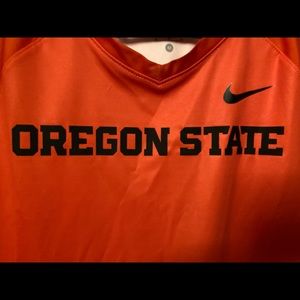Brand new with tag Nike Oregon State Beavers dri fit v neck ombré shirt OS BNWT